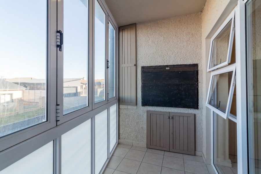 2 Bedroom Property for Sale in Reebok Western Cape